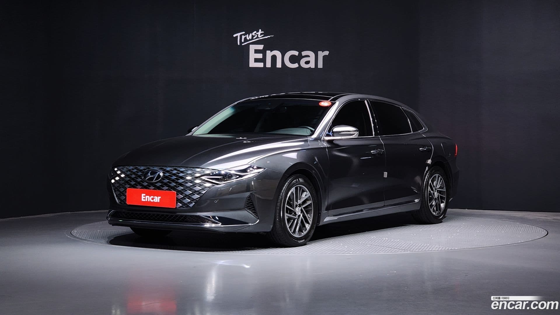 Main__Slider__Photo:Grandeur Hyundai 2020.0-0