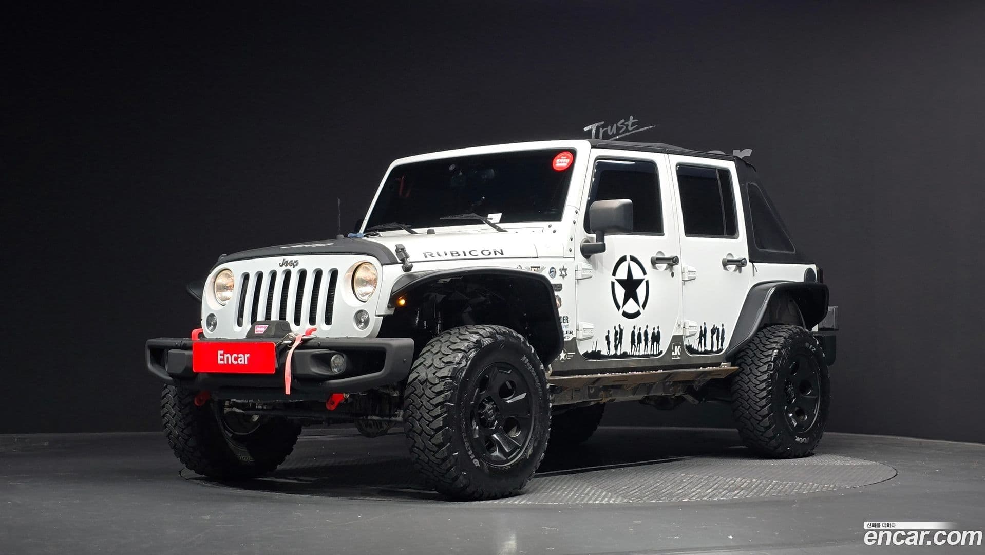 Main__Slider__Photo:Wrangler Jeep 2017.0-0