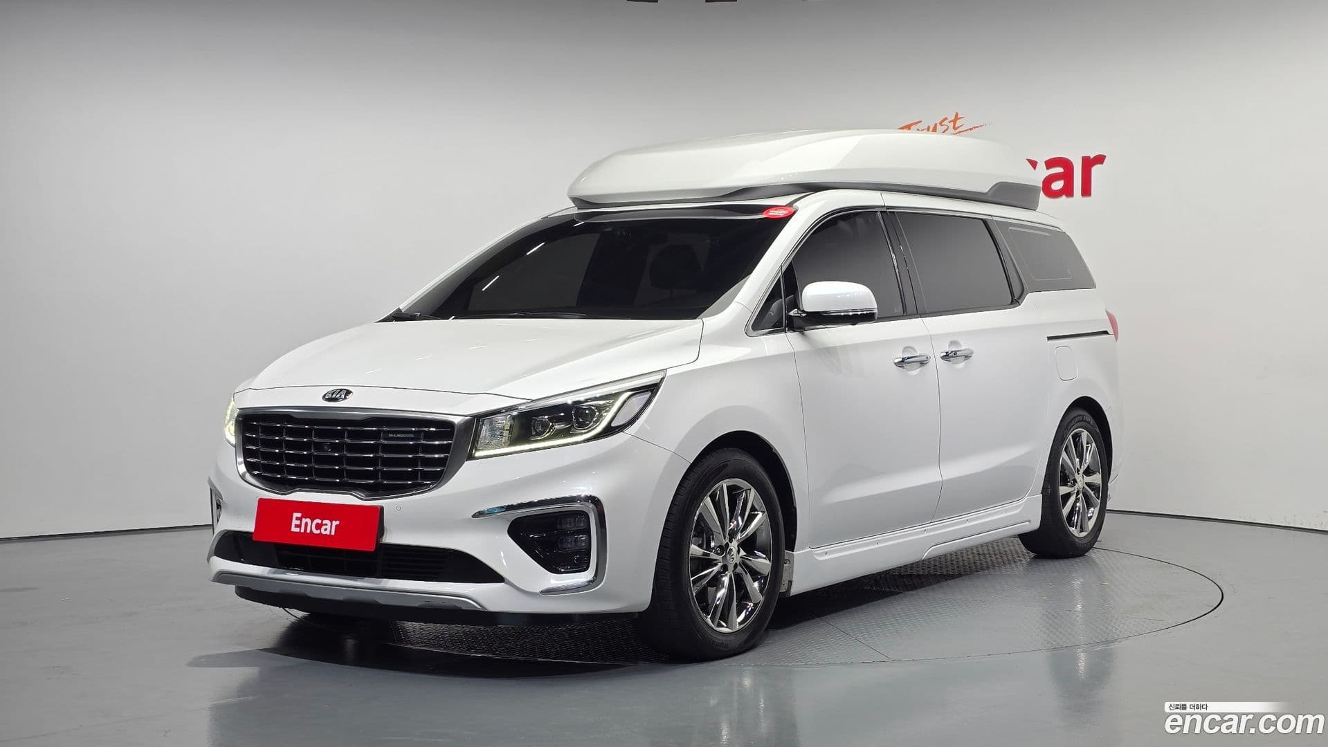 Main__Slider__Photo:Canival Kia 2019.10-0