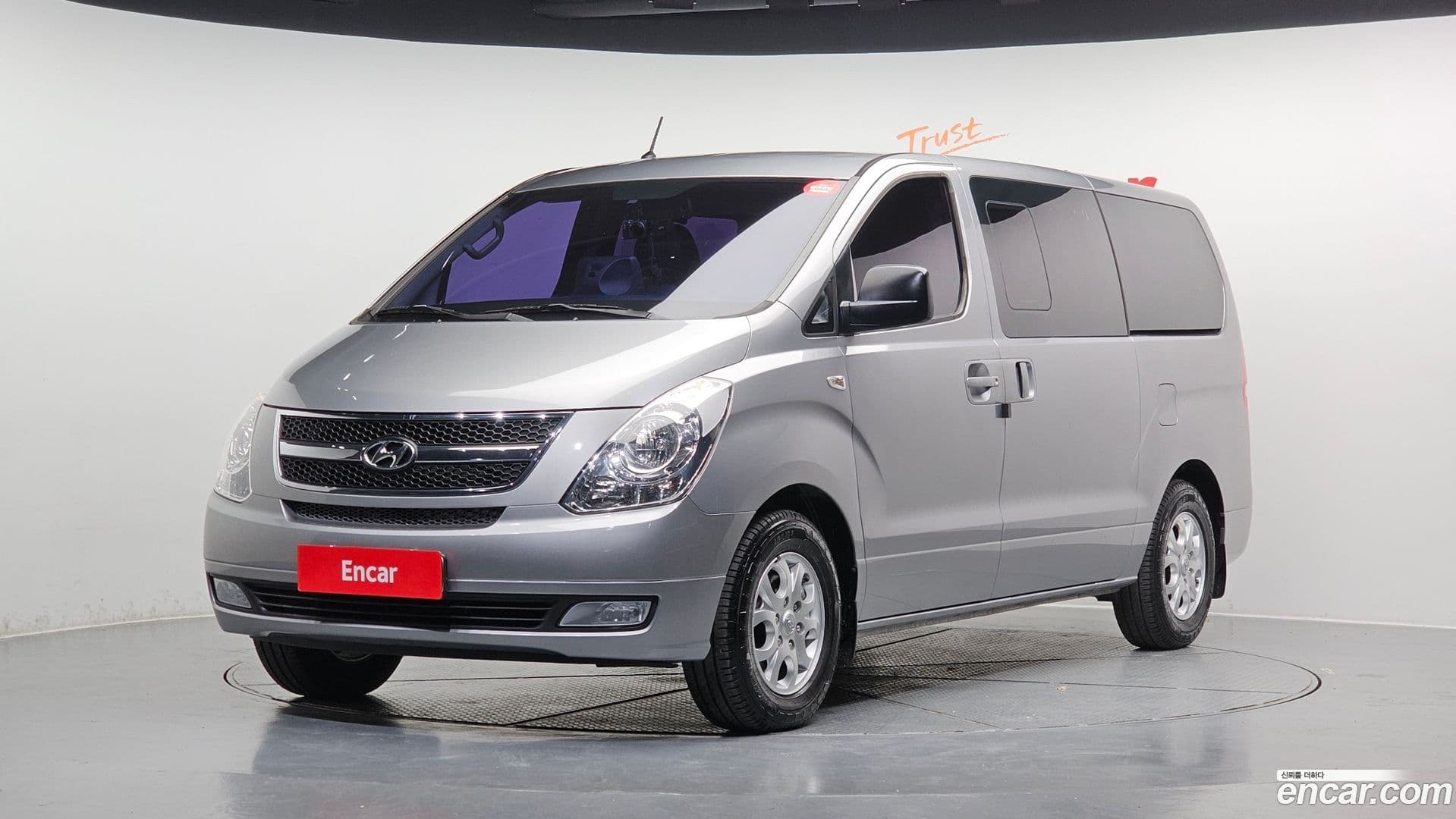 Main__Slider__Photo:Starex Hyundai 2015.6-0