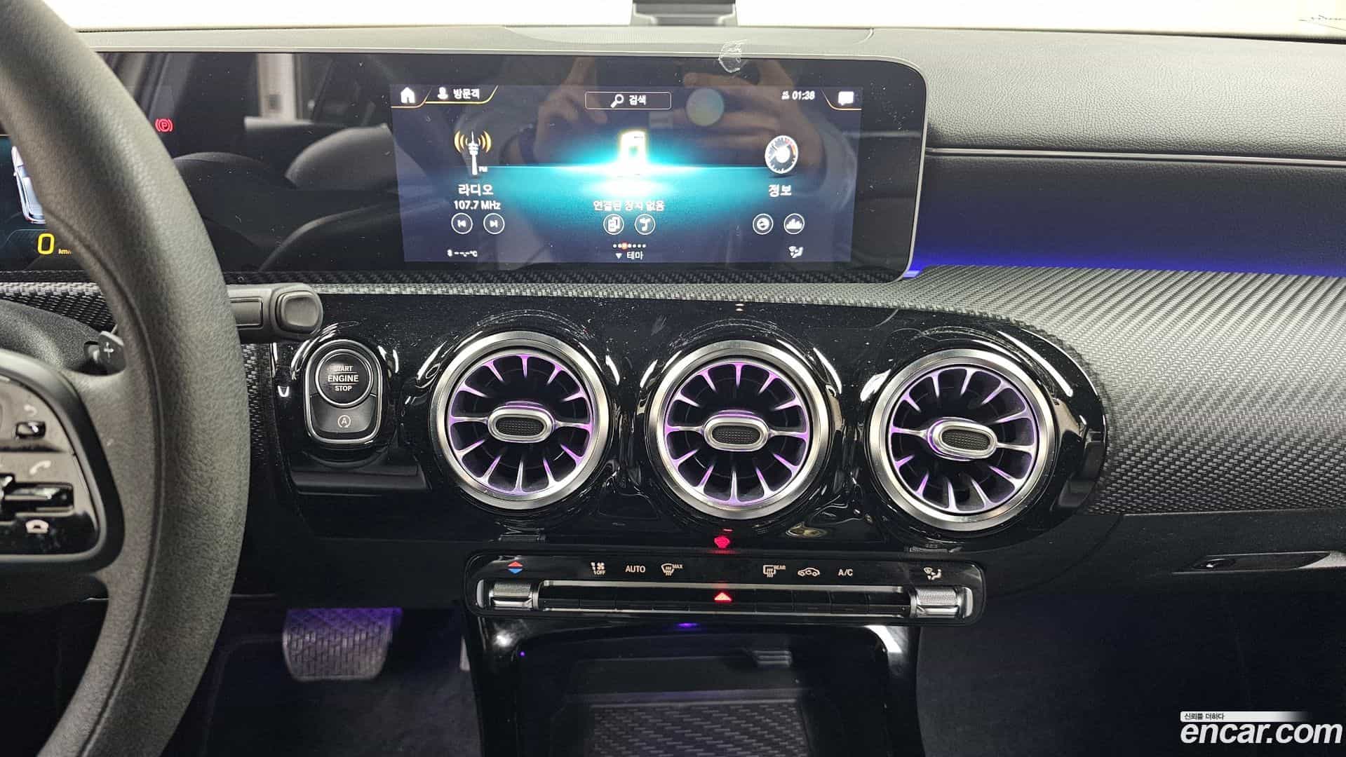 A-Class Mercedes-Benz 2020.3-OPTION-020
