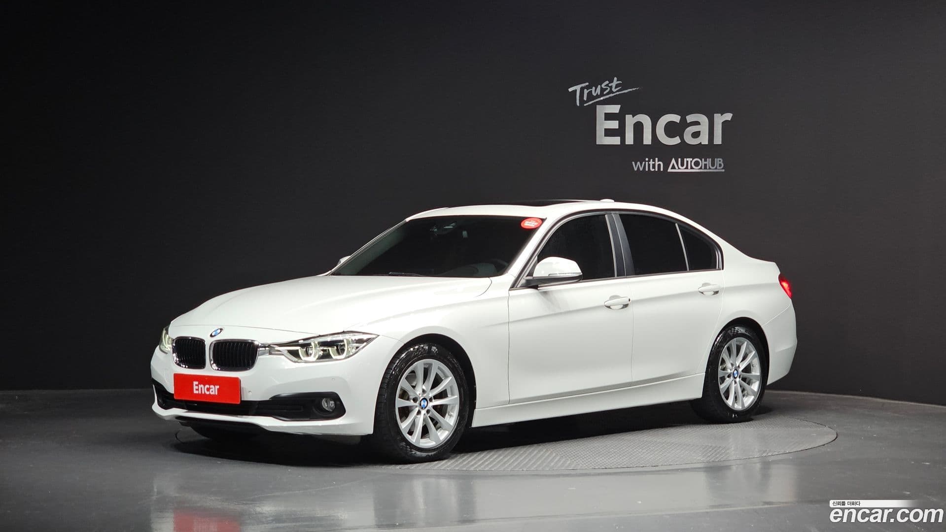 Main__Slider__Photo:3-Series BMW 2018.2-0