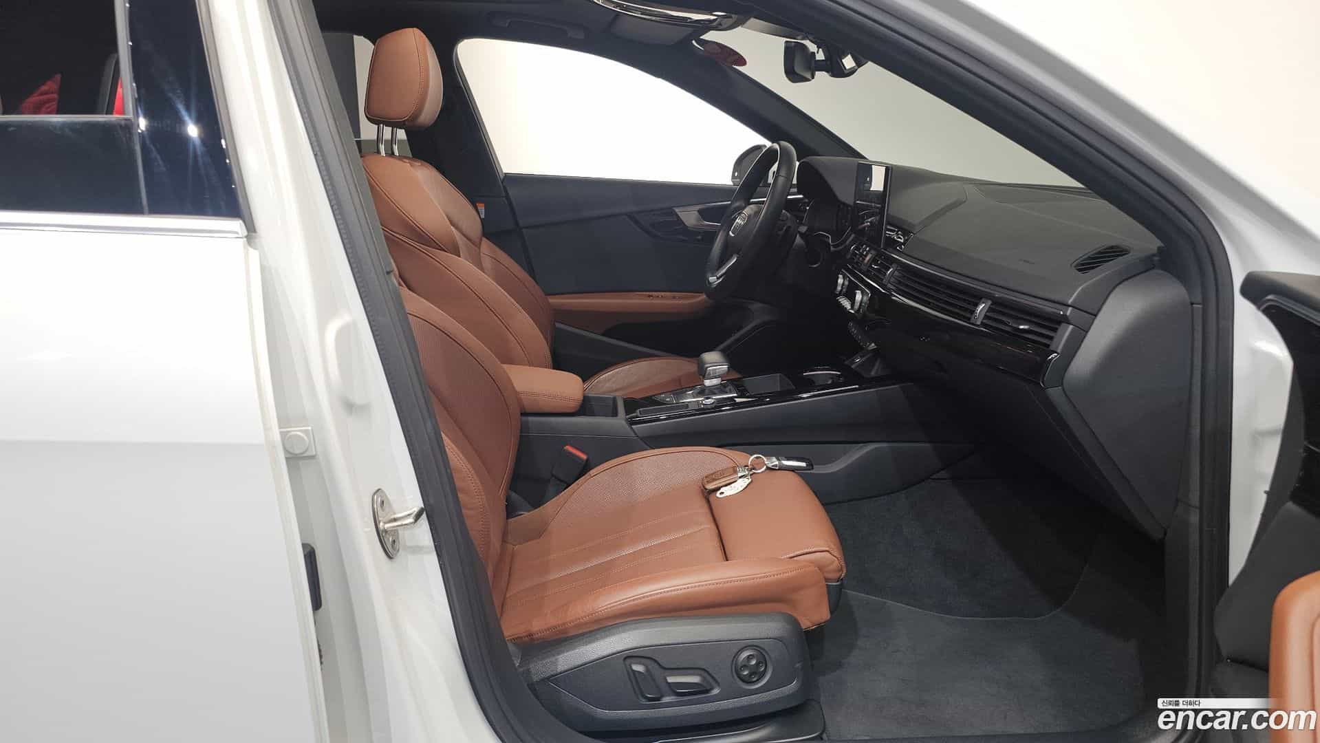 A4 Audi 2021.9-OPTION-015