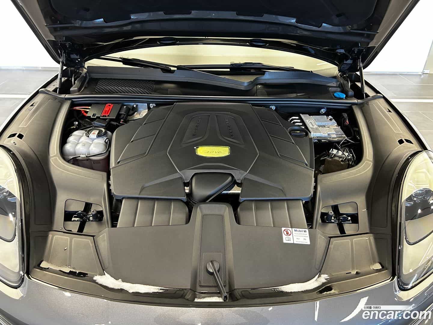 Cayenne Porsche 2022.9-INNER-006