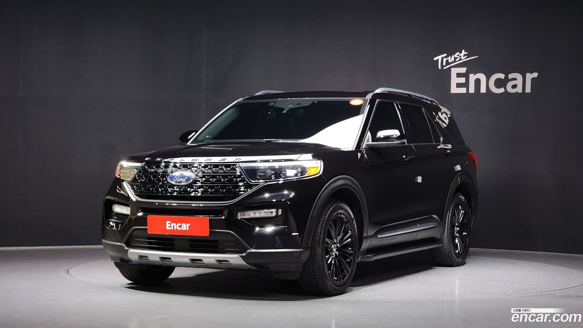 Main__Slider__Photo:Explorer Ford 2022.10-0