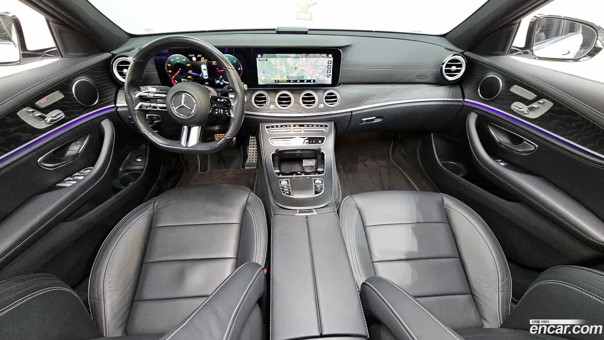 E-Class Mercedes-Benz 2020.10-INNER-007