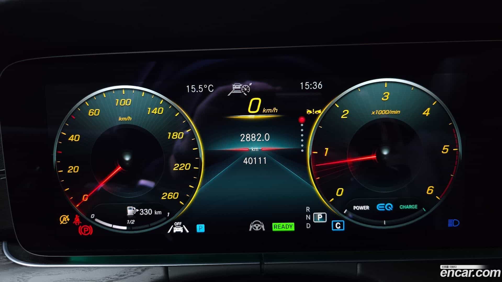 E-Class Mercedes-Benz 2022.7-INNER-8