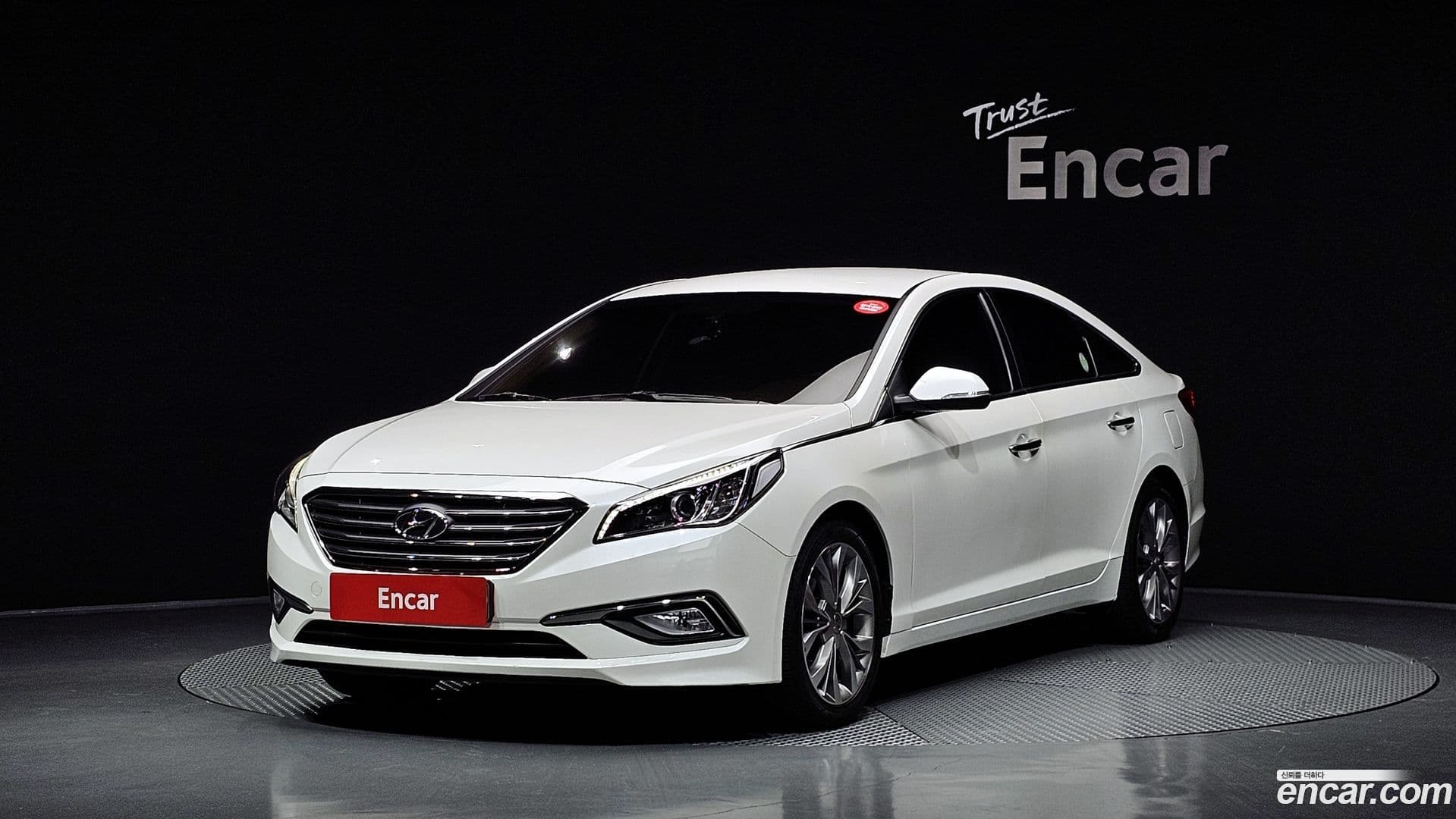 Main__Slider__Photo:Sonata Hyundai 2016.4-0