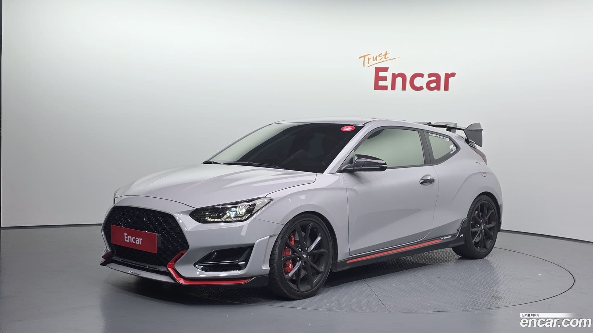 Main__Slider__Photo:Veloster Hyundai 2021.2-0