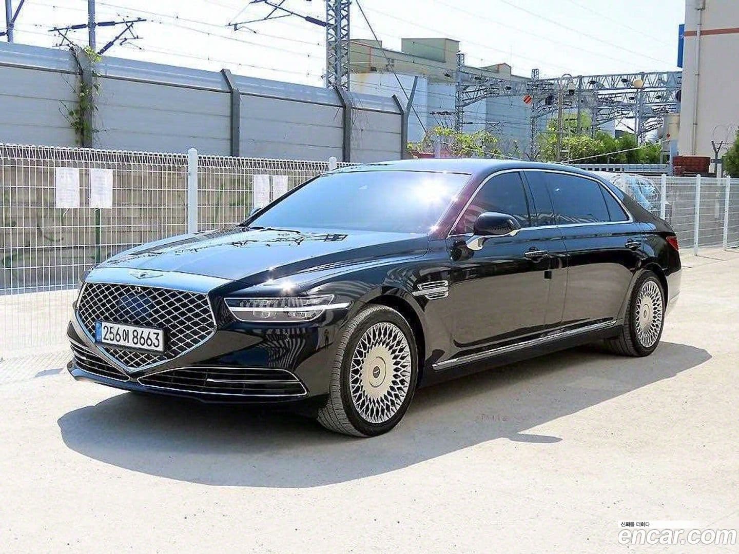 Main__Slider__Photo:G90 Genesis 2020.8-0