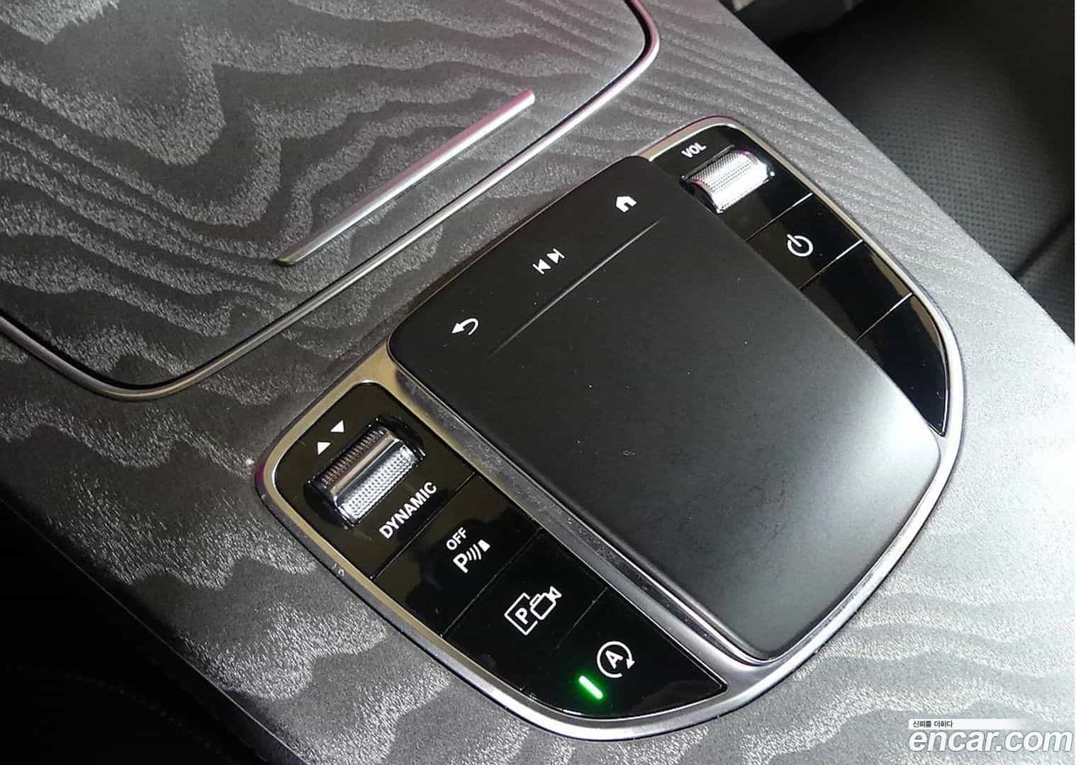 E-Class Mercedes-Benz 2022.9-OPTION-20