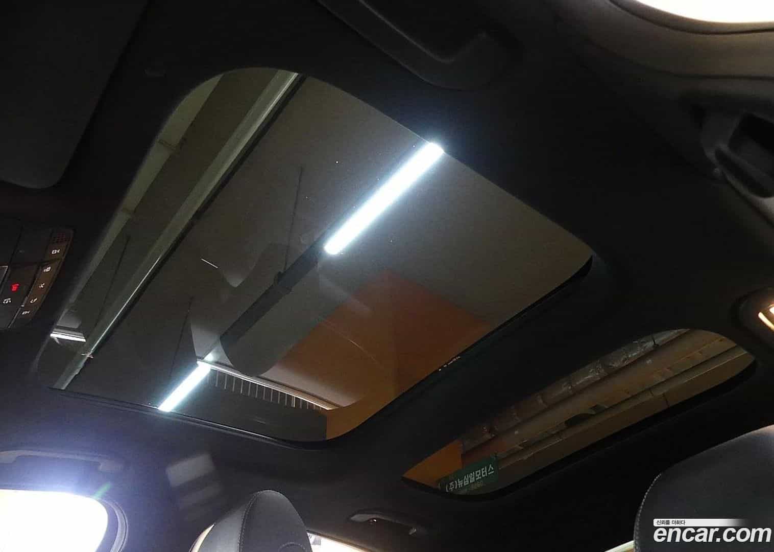 E-Class Mercedes-Benz 2022.9-OPTION-23