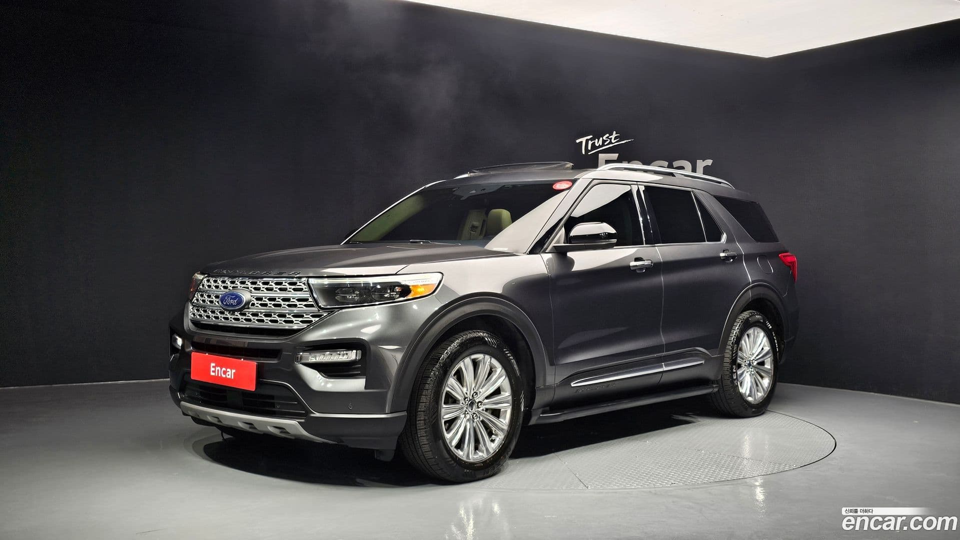 Main__Slider__Photo:Explorer Ford 2020.3-0