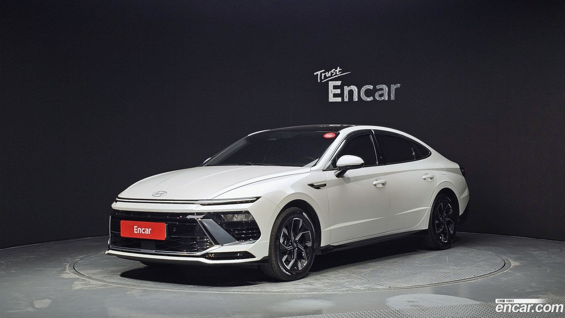 Main__Slider__Photo:Sonata Hyundai 2024.6-0