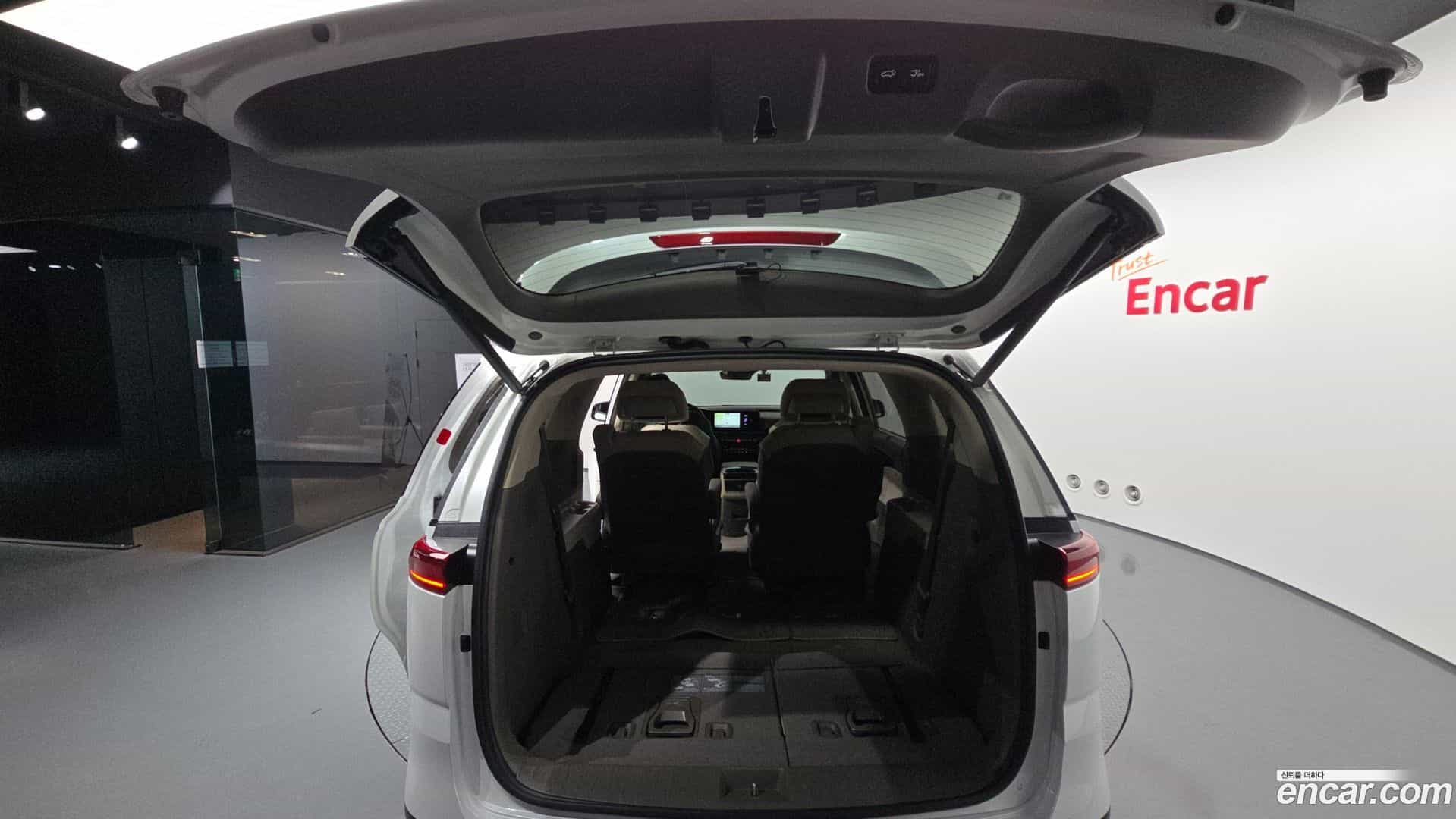 Canival Kia 2021.8-OPTION-24