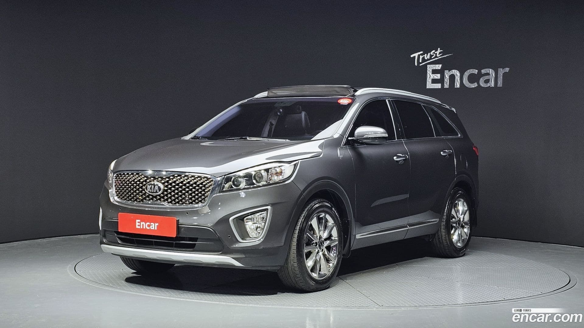 Main__Slider__Photo:Sorento Kia 2015.6-0