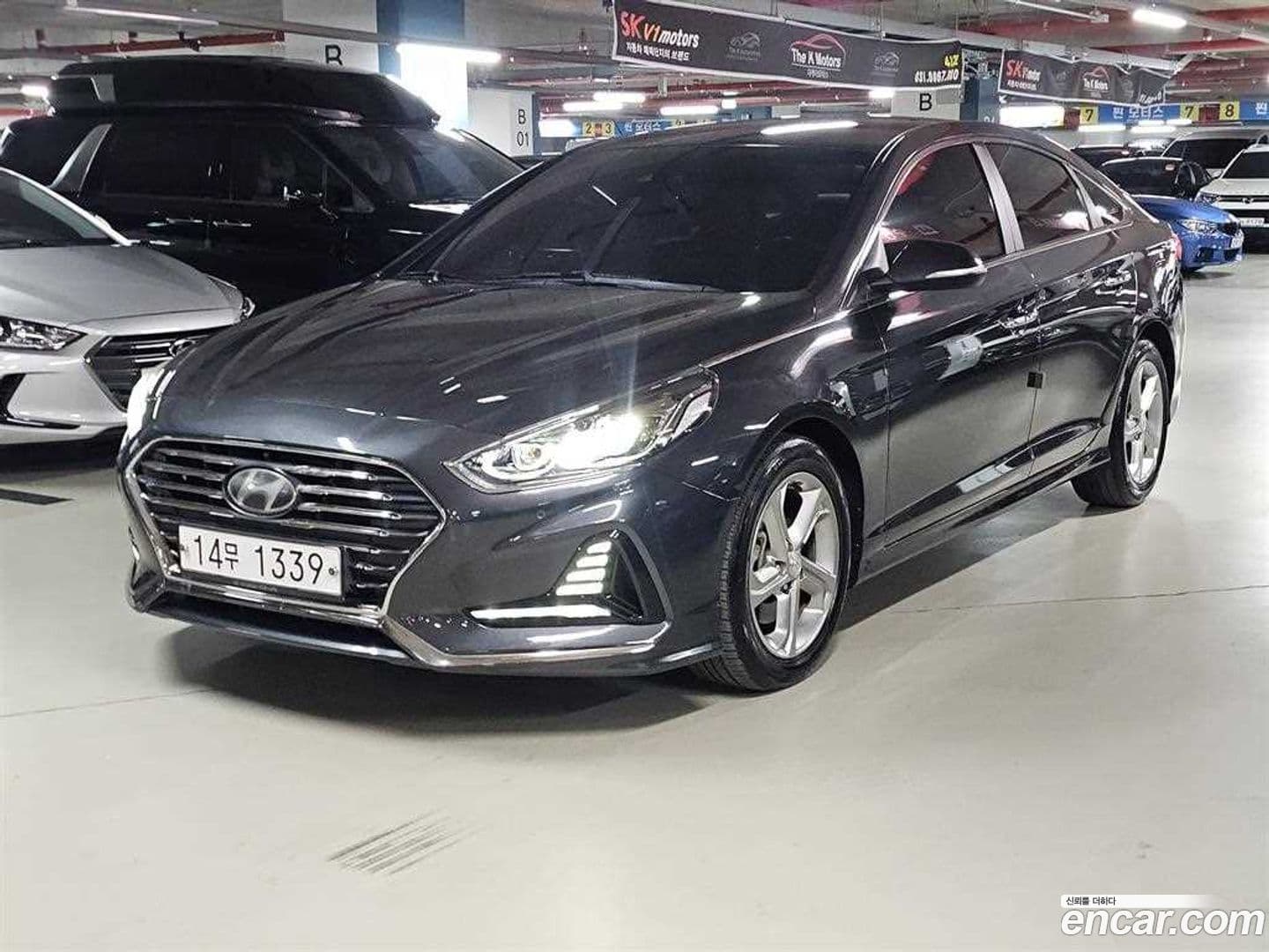 Main__Slider__Photo:Sonata Hyundai 2017.10-0