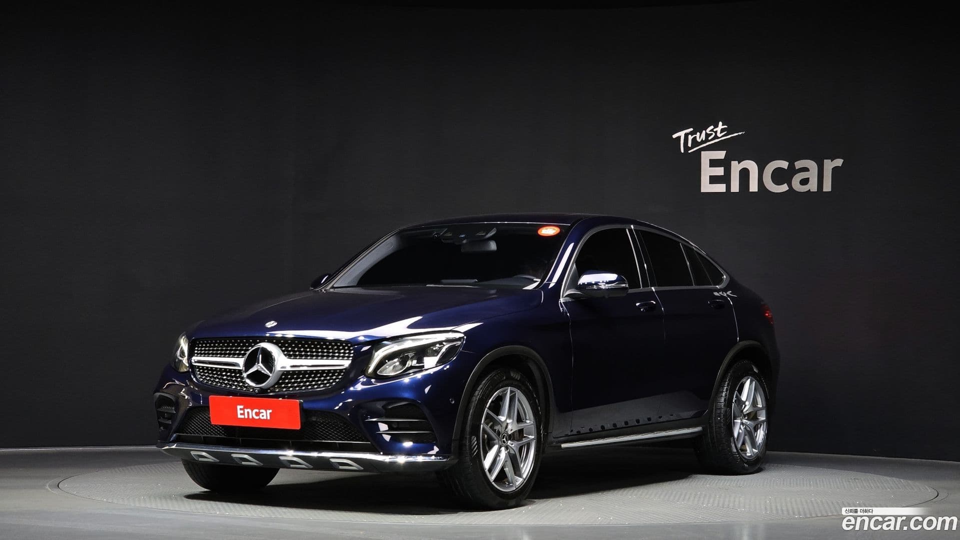 Main__Slider__Photo:GLC-Class Mercedes-Benz 2018.3-0