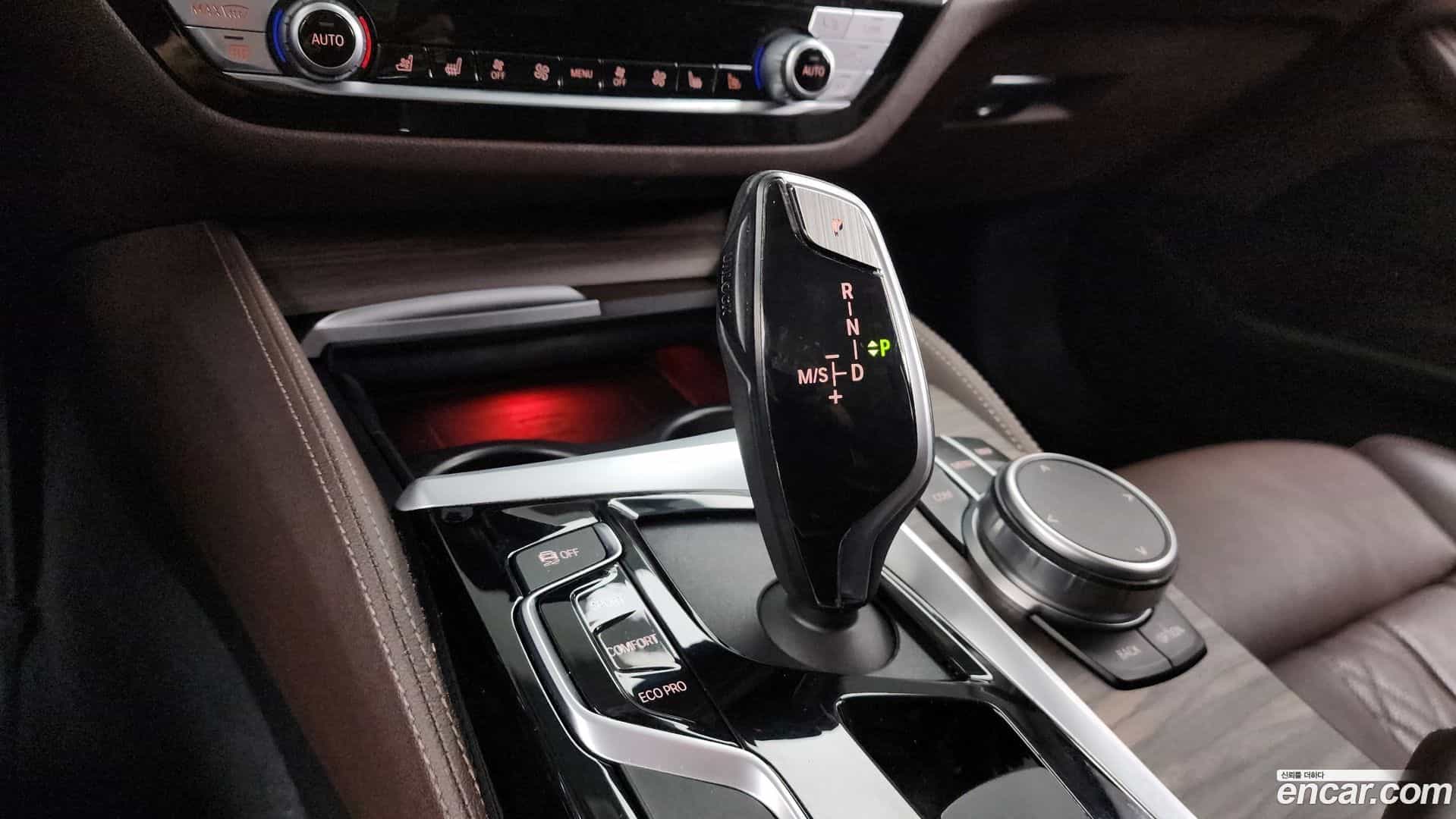 5-Series BMW 2020.4-INNER-009