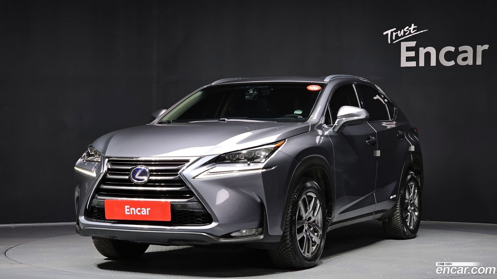 Main__Slider__Photo:NX Lexus 2016.5-0