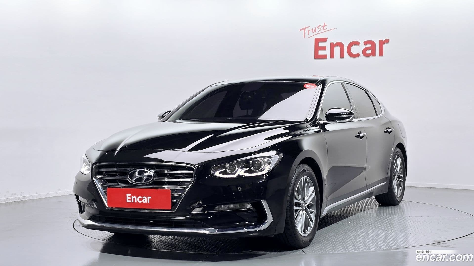 Main__Slider__Photo:Grandeur Hyundai 2017.0-0