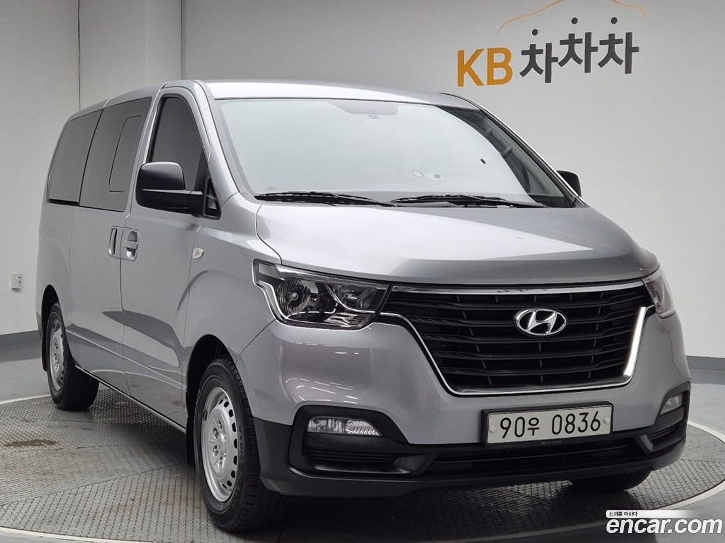 Main__Slider__Photo:Starex Hyundai 2018.10-0