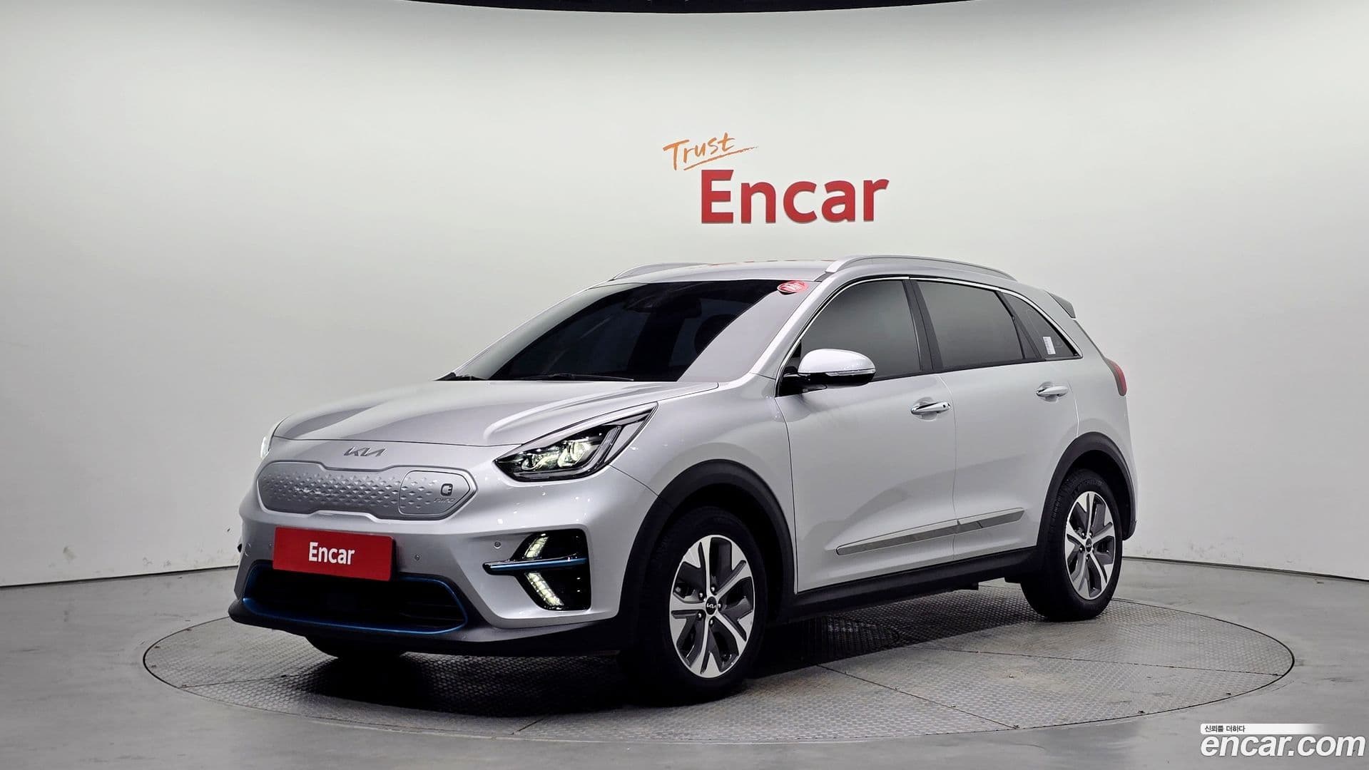 Main__Slider__Photo:Niro Kia 2021.4-0