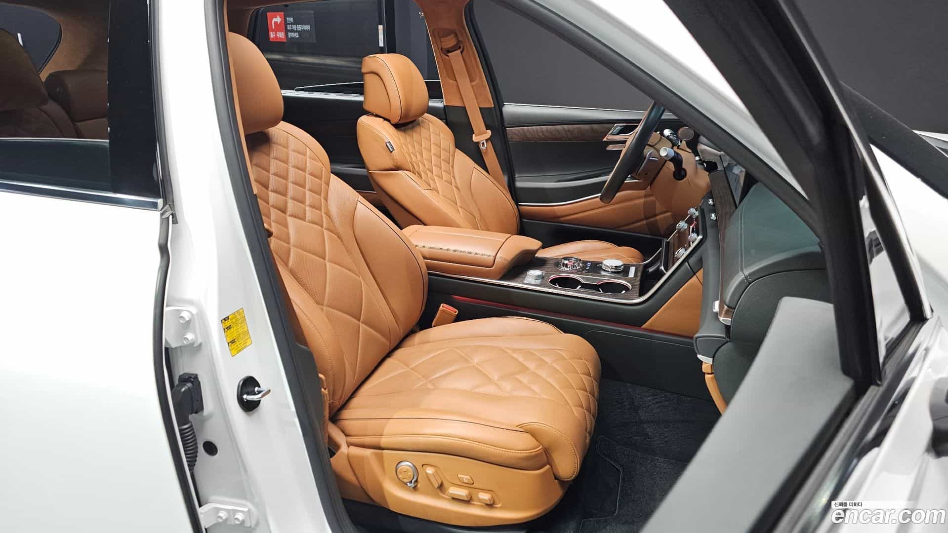 GV80 Genesis 2023.10-INNER-010