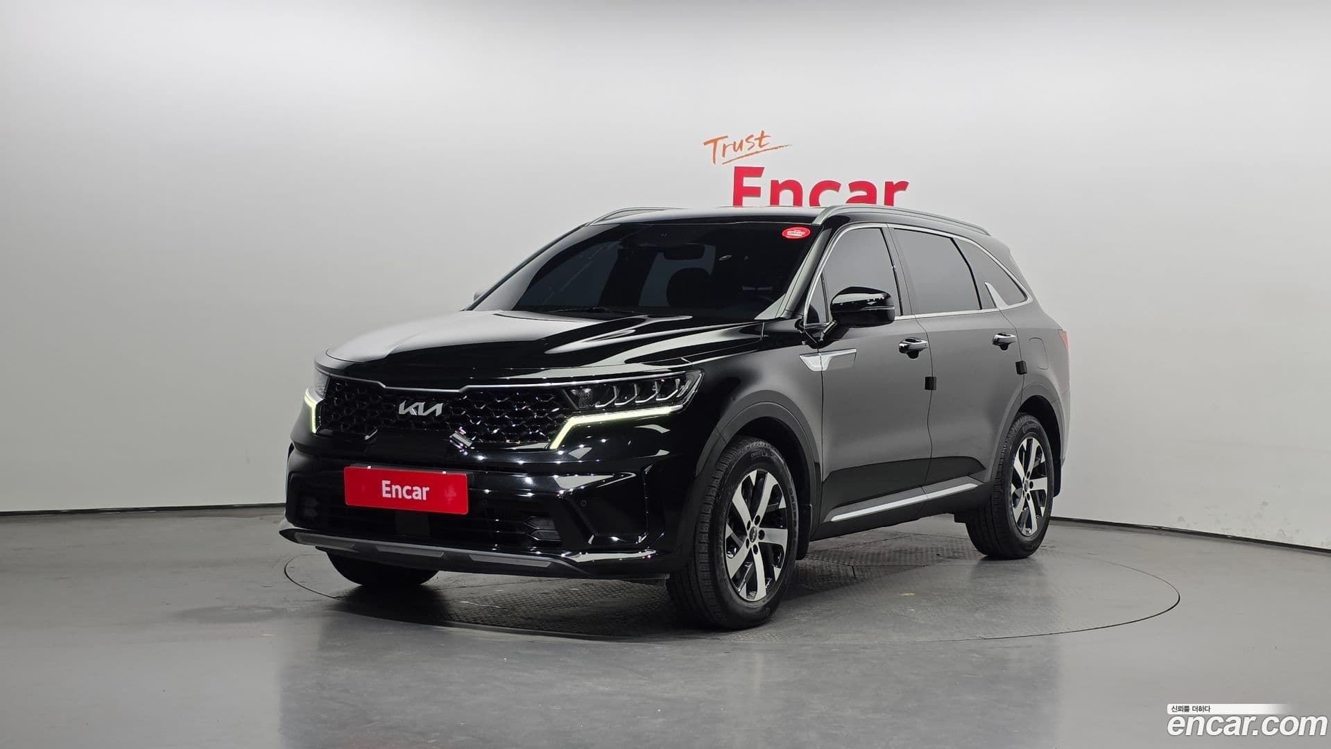 Main__Slider__Photo:Sorento Kia 2022.9-0