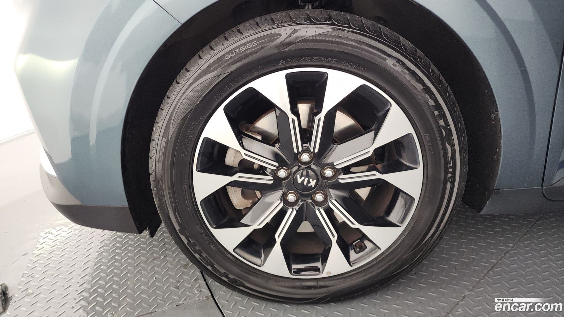 Main__Slider__Photo:Canival Kia 2021.6-4