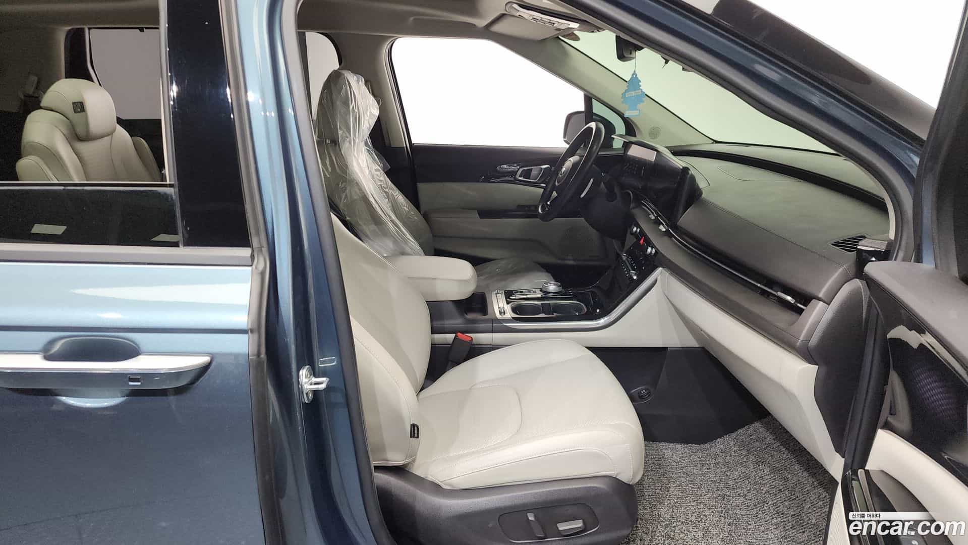 Canival Kia 2021.6-OPTION-015