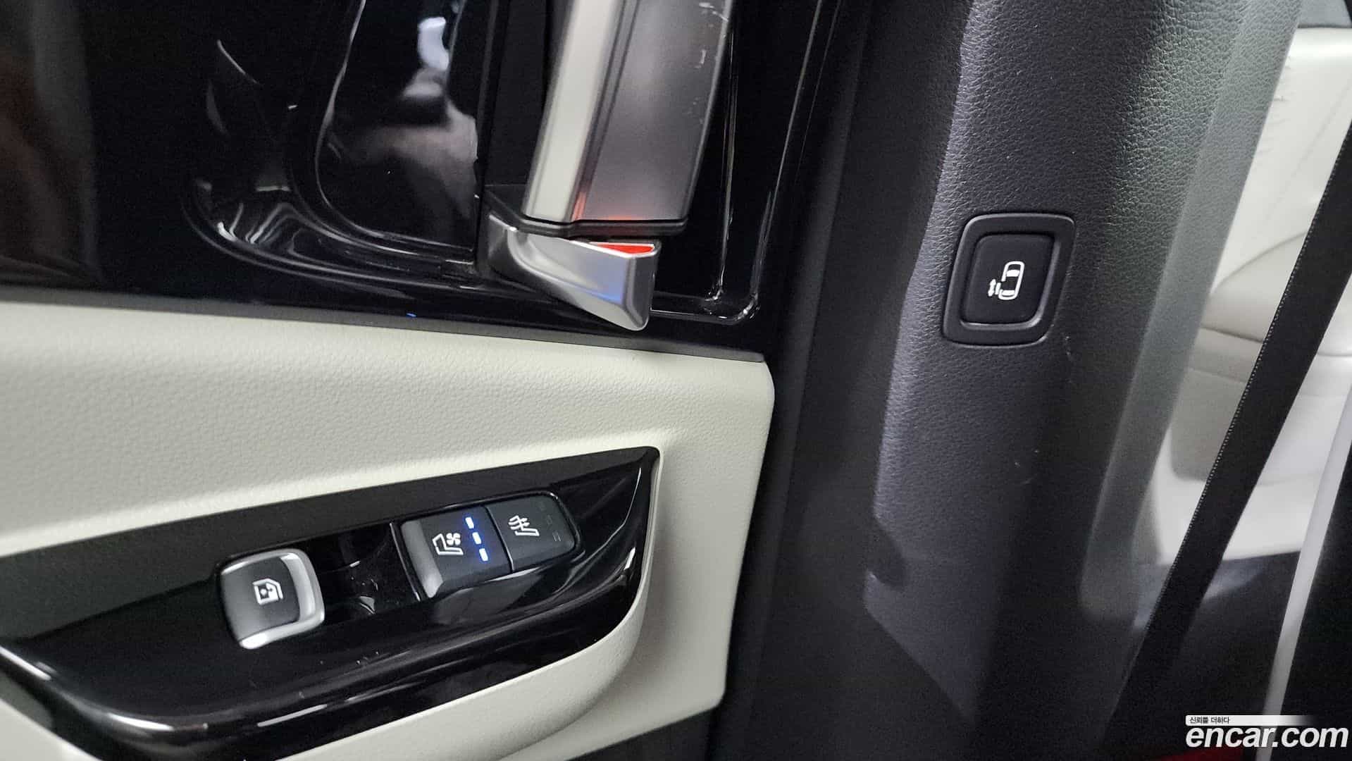 Canival Kia 2021.6-OPTION-023