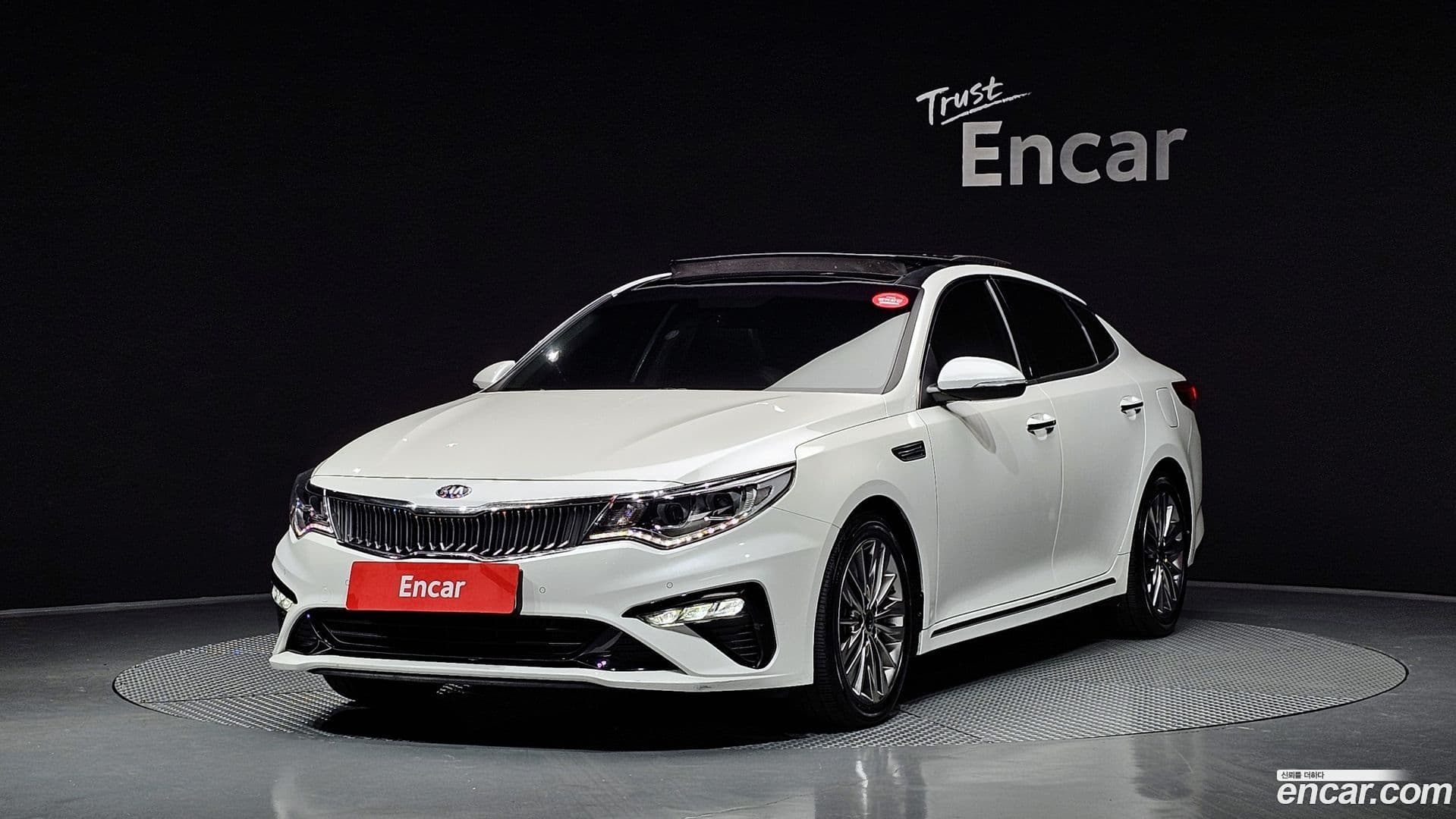 Main__Slider__Photo:K5 Kia 2018.6-0