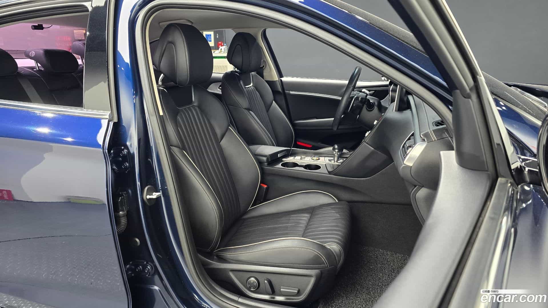 G70 Genesis 2019.7-INNER-010