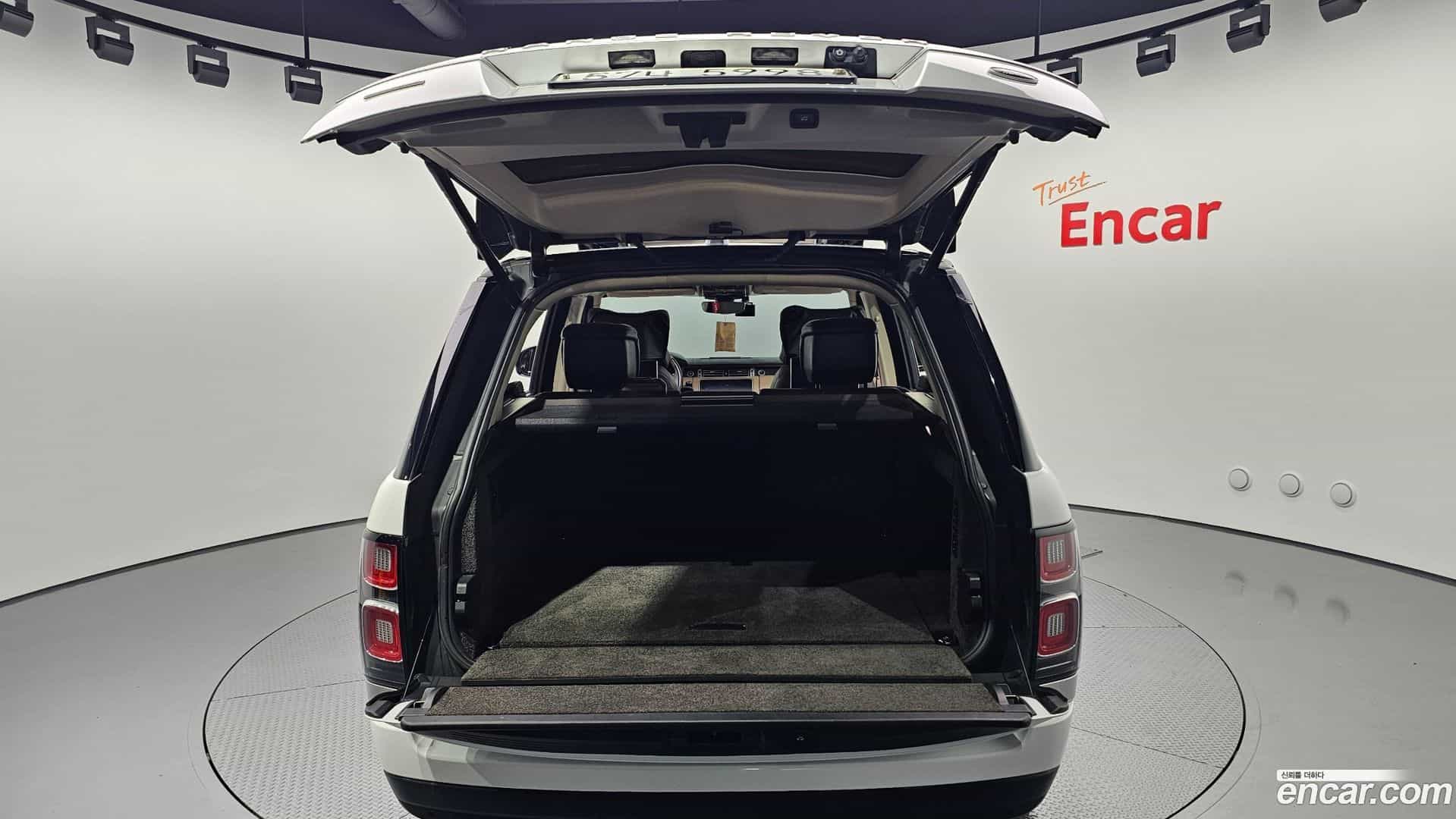 Range Rover Land Rover 2018.11-OPTION-024