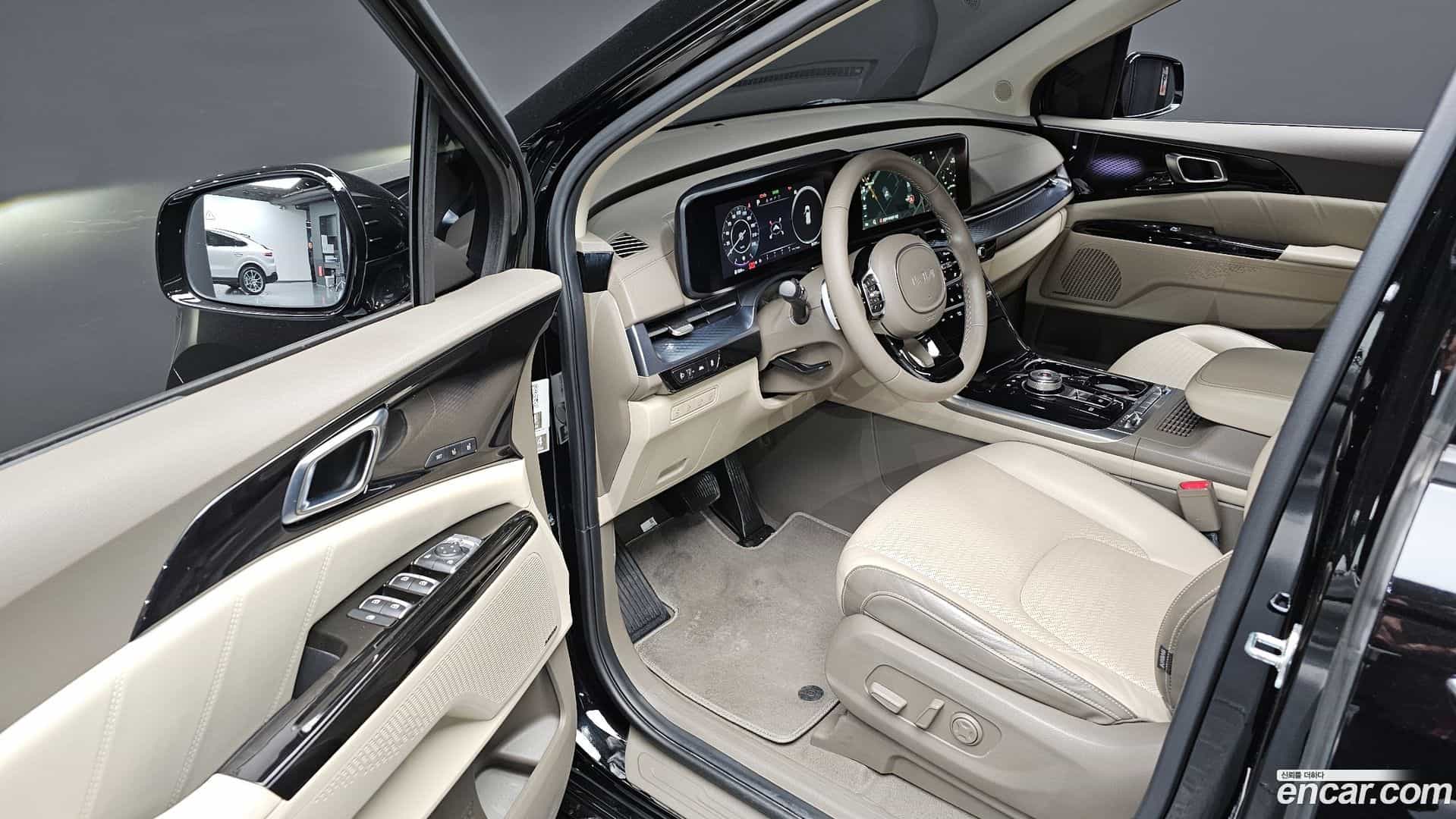 Canival Kia 2022.8-OPTION-016