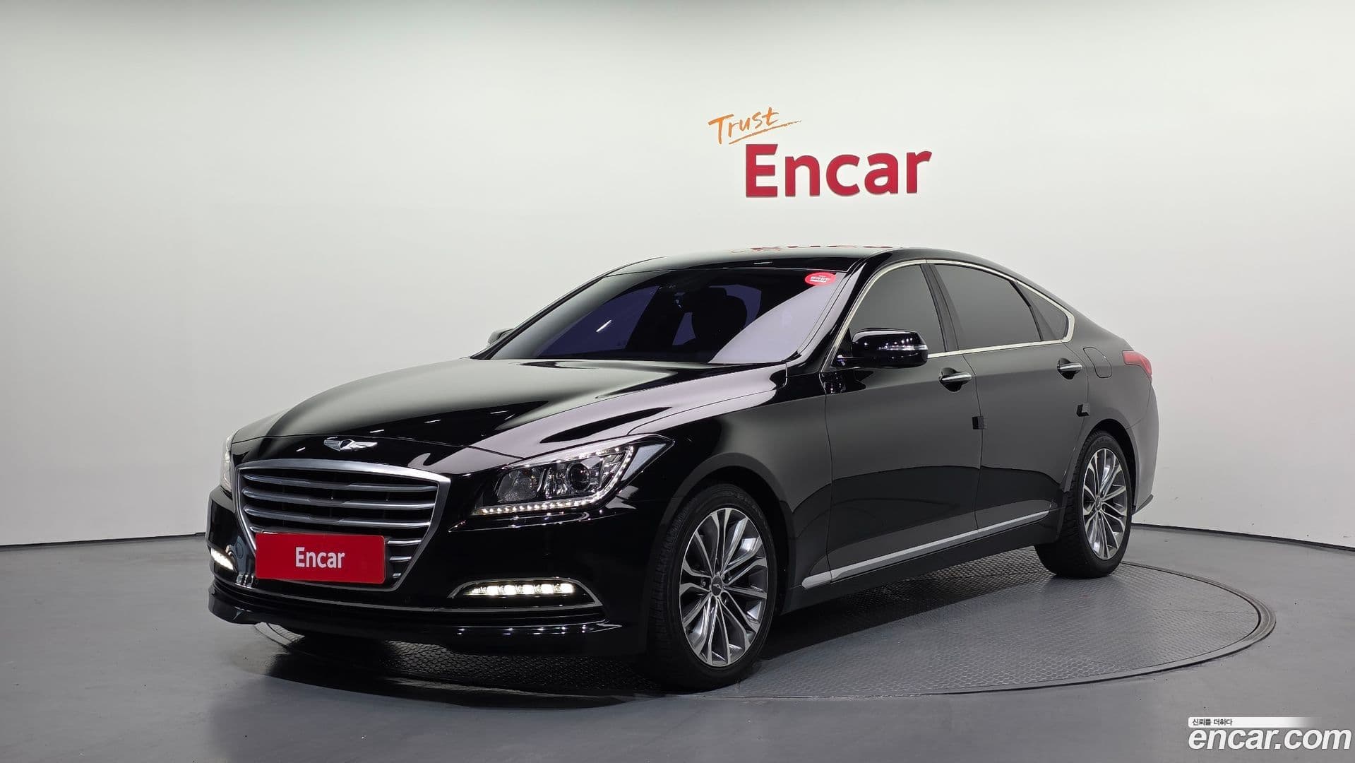 Main__Slider__Photo:Genesis Hyundai 2014.2-0
