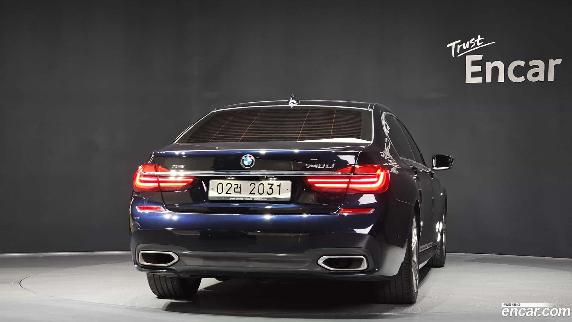 7-Series BMW 2018.1-OUTER-004
