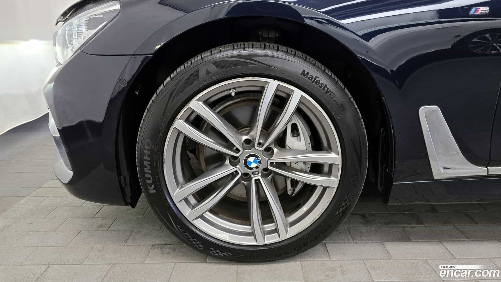 7-Series BMW 2018.1-OUTER-005