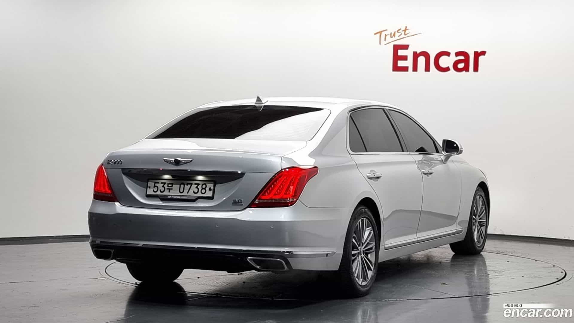 EQ900 Genesis 2016.5-OUTER-002