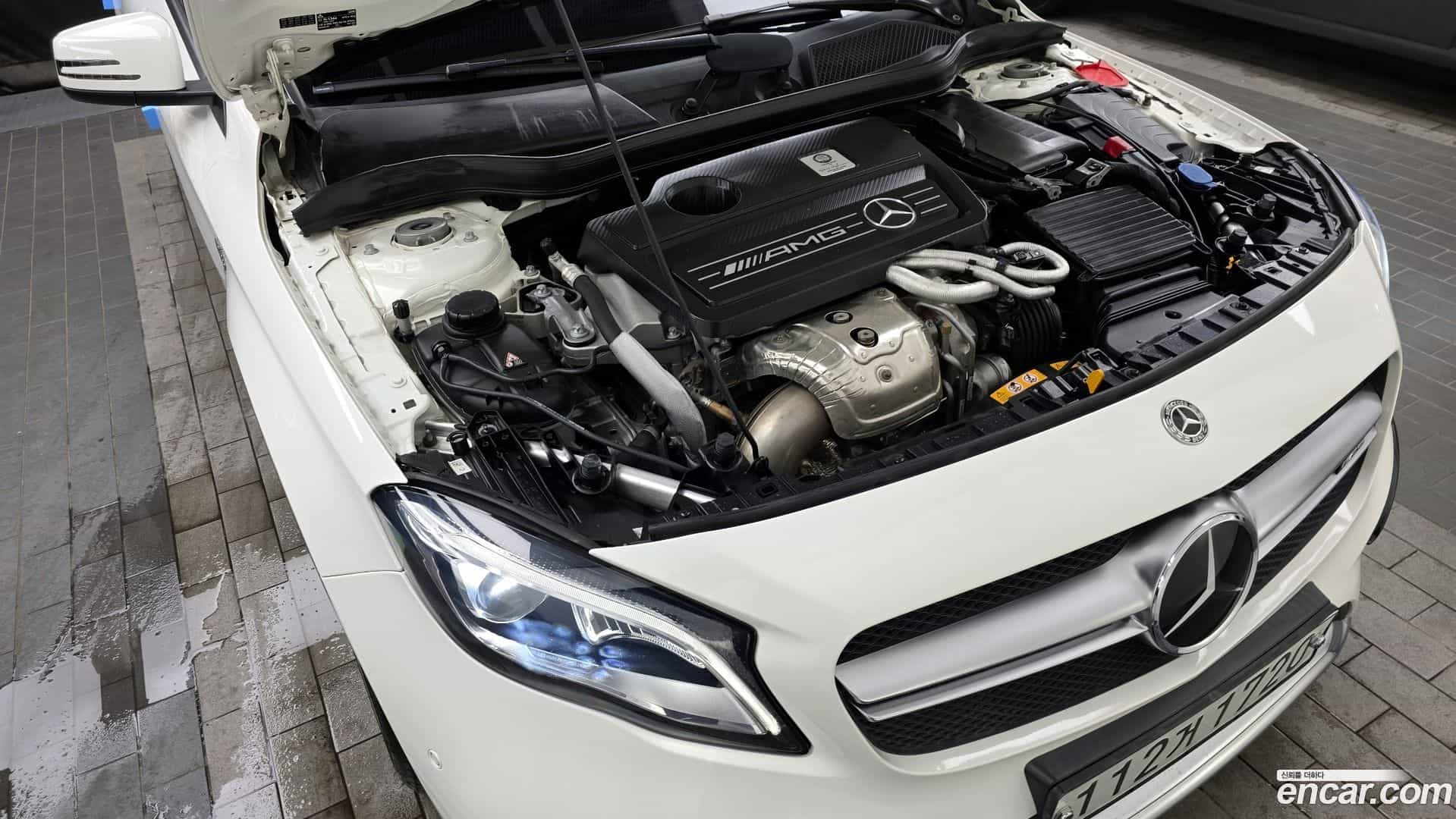 GLA-Class Mercedes-Benz 2019.11-INNER-006