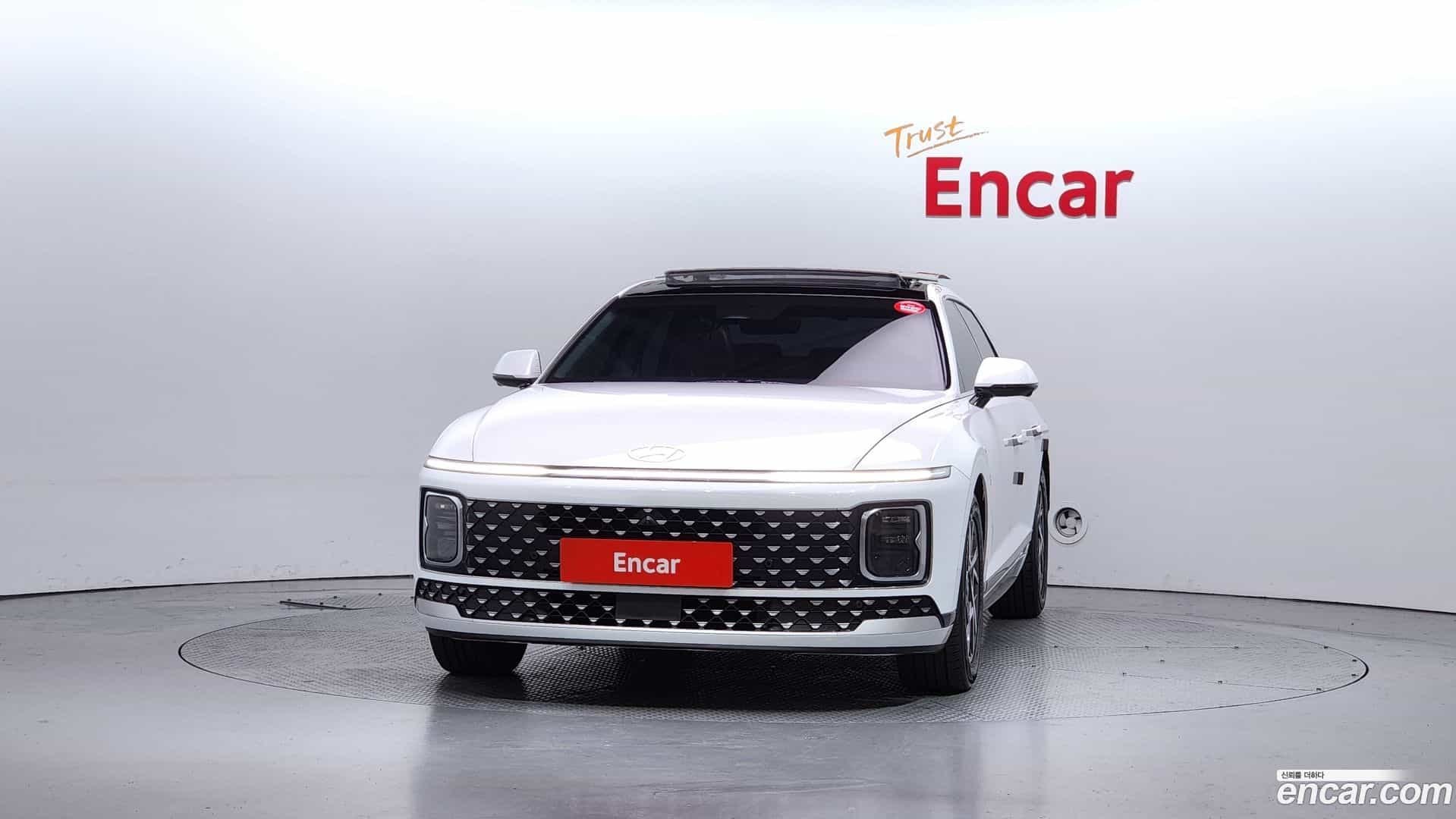 Grandeur Hyundai 2023.9-OUTER-003