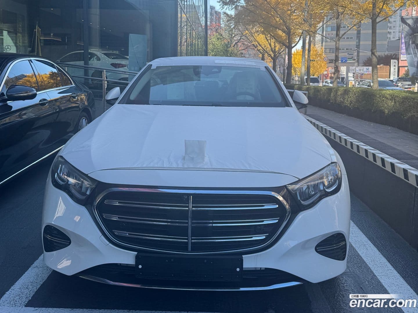 Main__Slider__Photo:E-Class Mercedes-Benz 2025.11-0