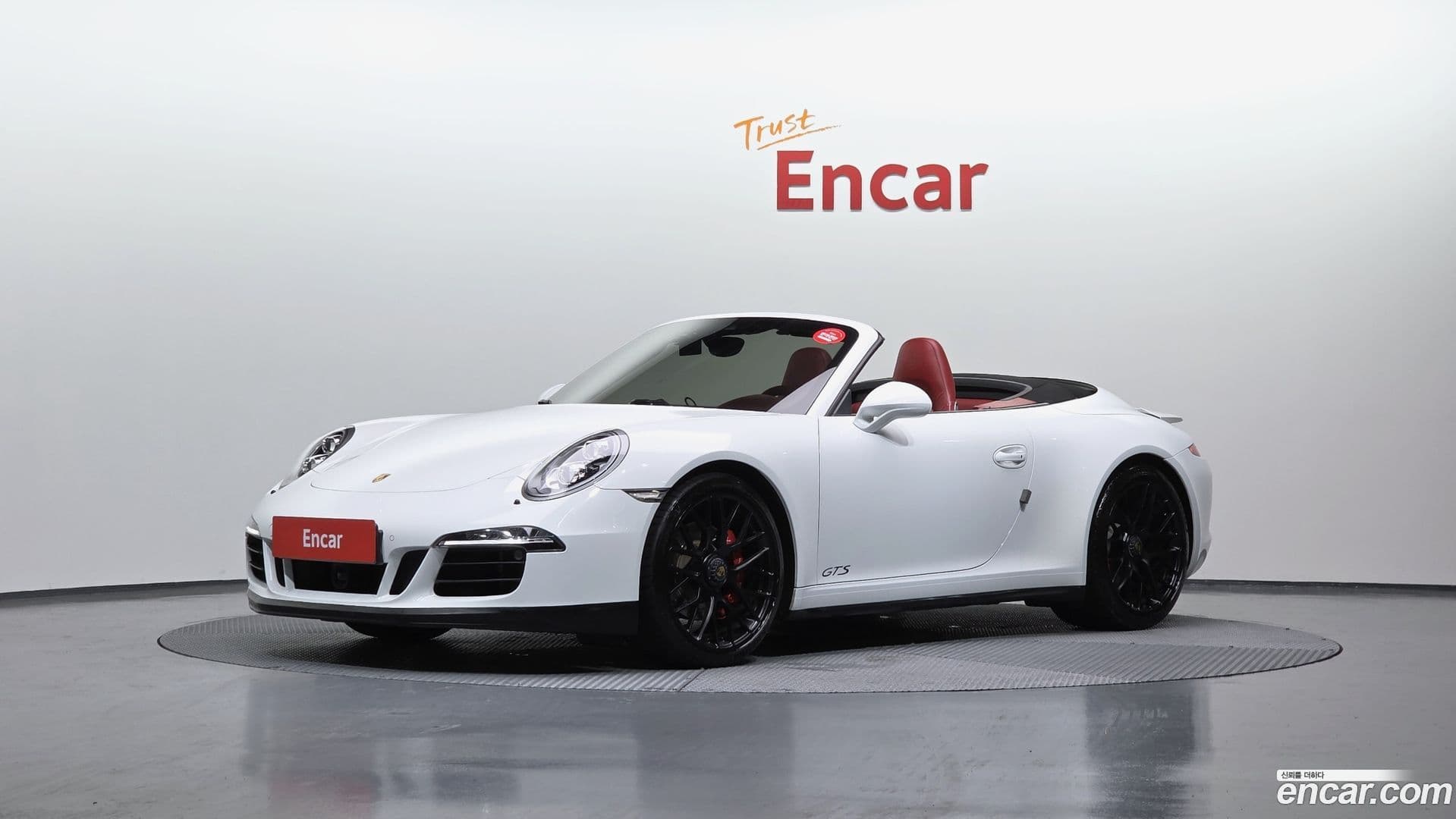 Main__Slider__Photo:911 Porsche 2016.3-0