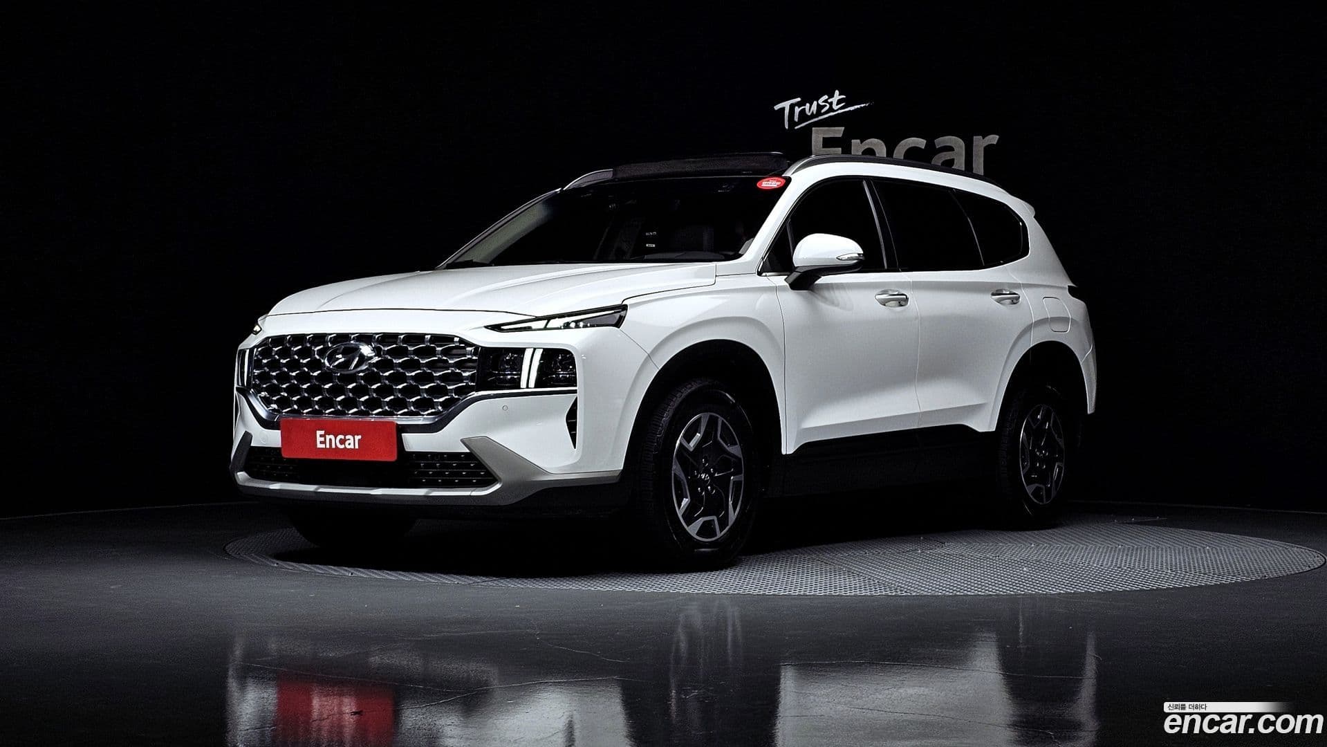 Main__Slider__Photo:Santafe Hyundai 2021.9-0