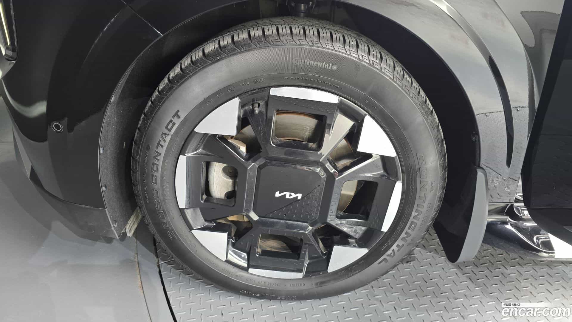 Canival Kia 2023.11-OUTER-005
