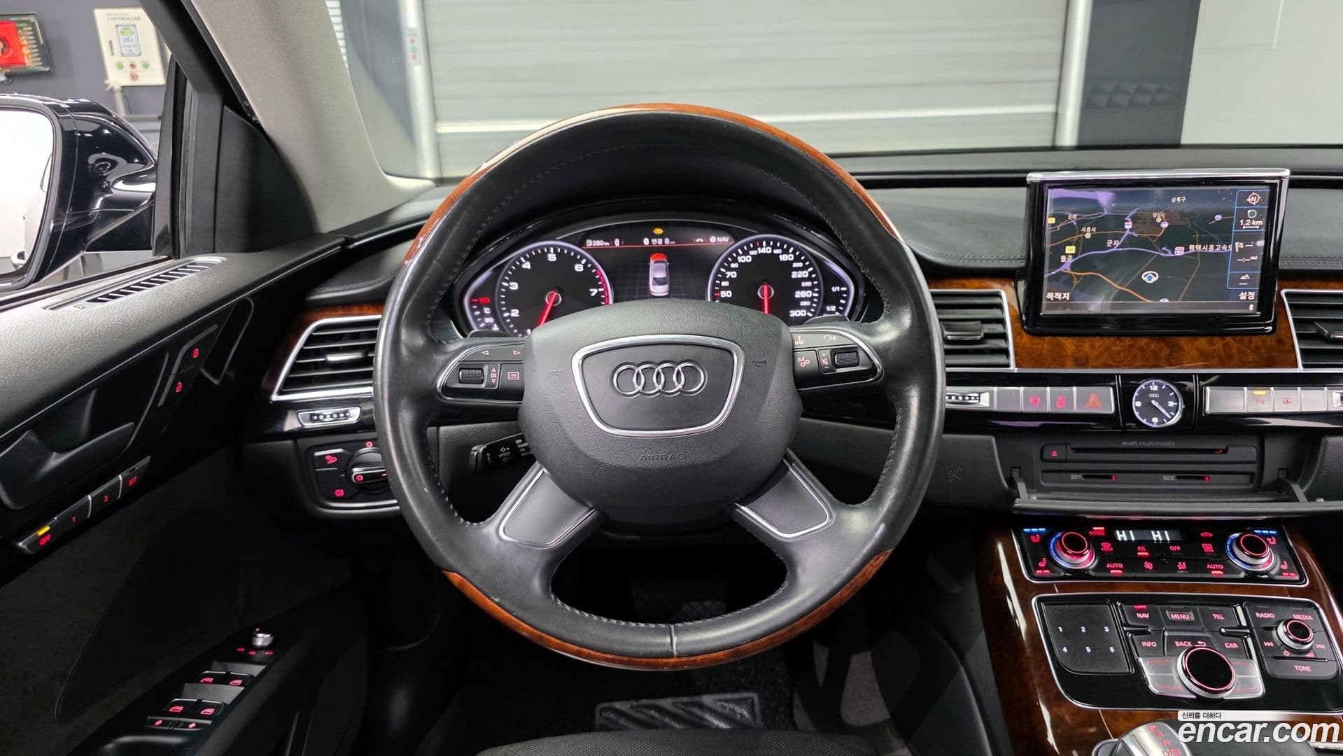 Main__Slider__Photo:A8 Audi 2011.4-12