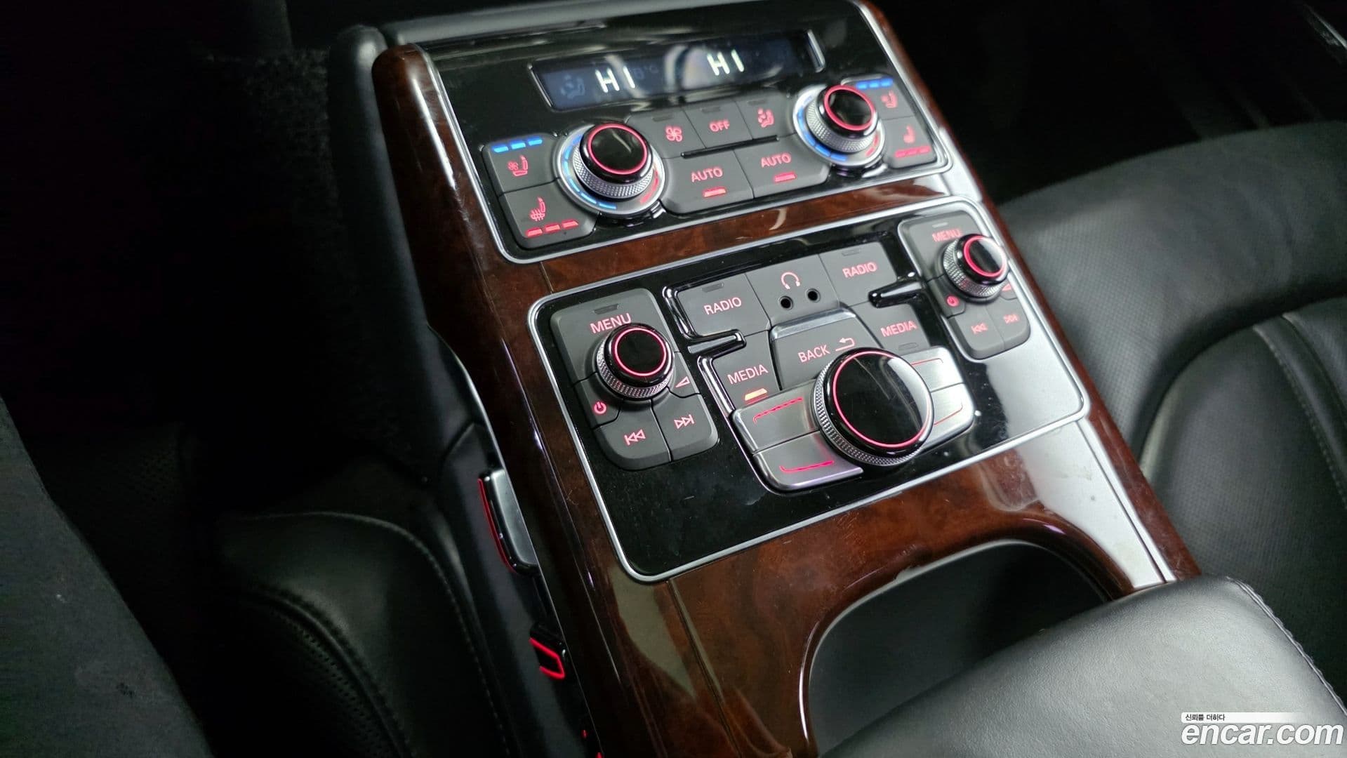 Main__Slider__Photo:A8 Audi 2011.4-18