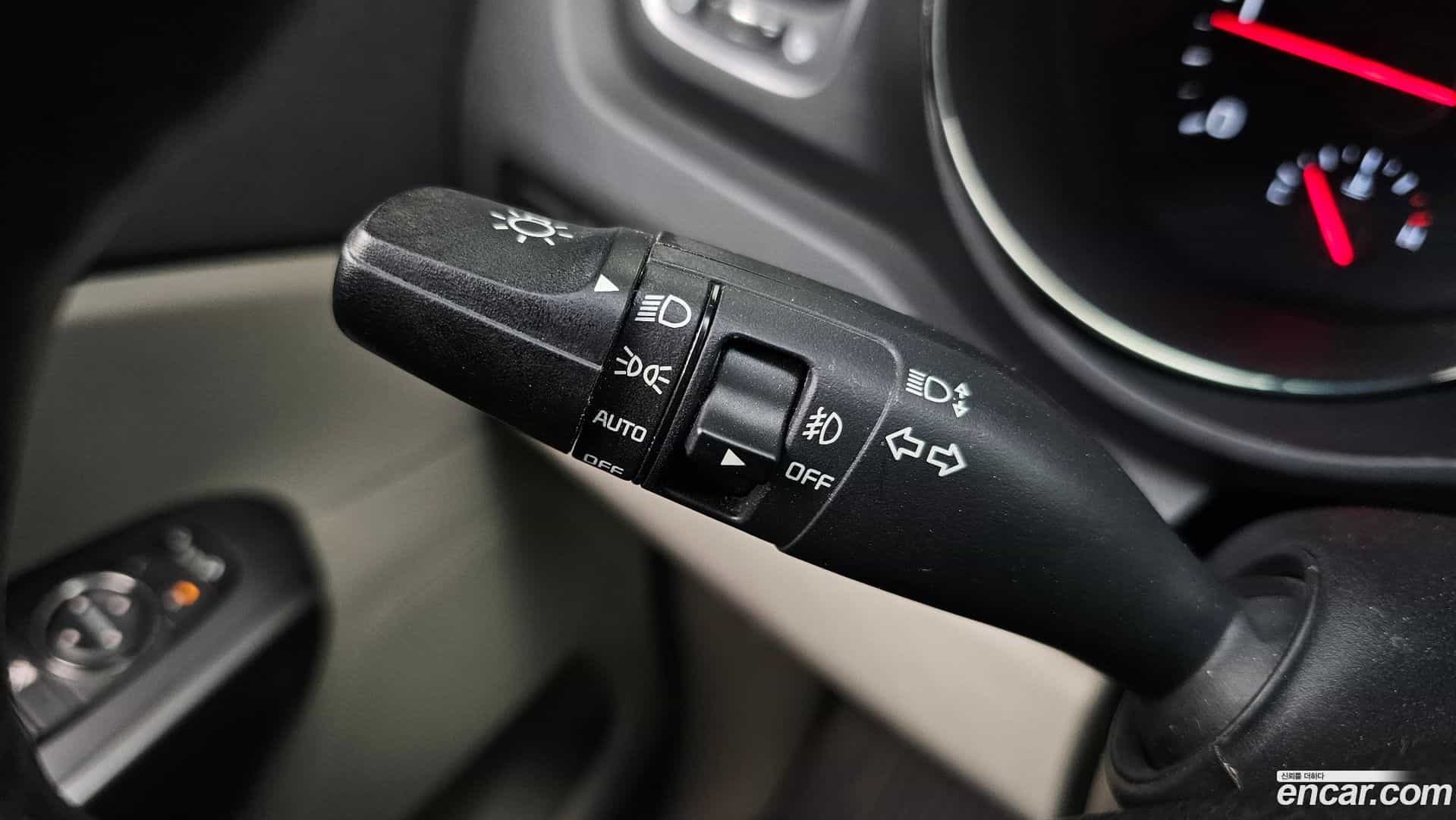 Canival Kia 2018.4-OPTION-019