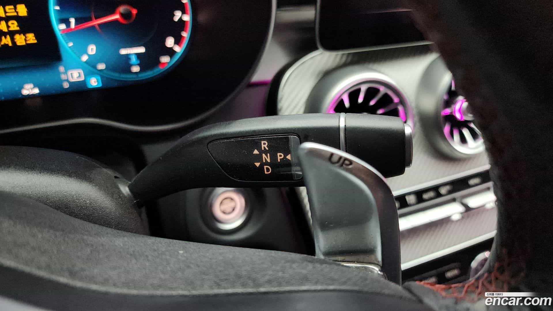 C-Class Mercedes-Benz 2019.11-INNER-009